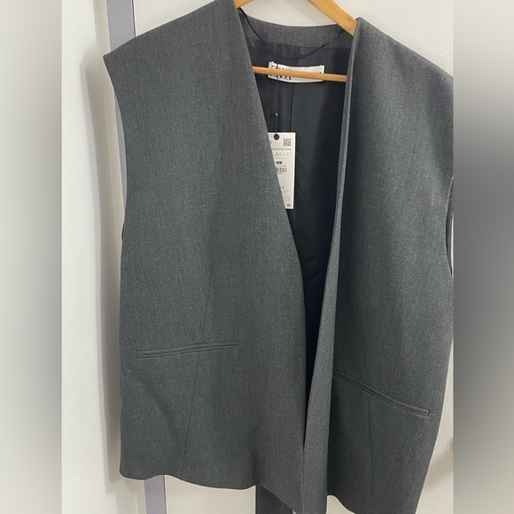 Beautiful Zara Vest/Gilet - Picture 2 of 6